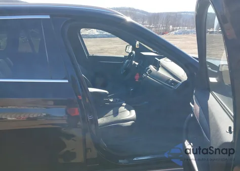 2016 BMW X1 xDrive28I z USA, uszkodzony, nr VIN WBXHT3Z32G4A48990